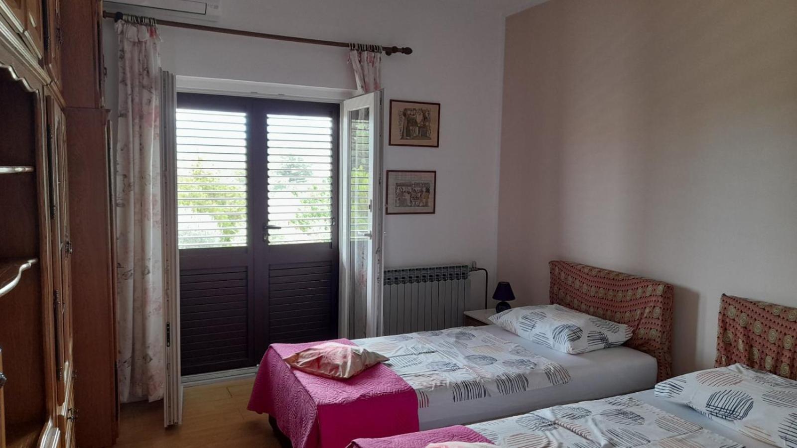 Family Apartment Tonko With King'S Bed มาทุลยี ภายนอก รูปภาพ