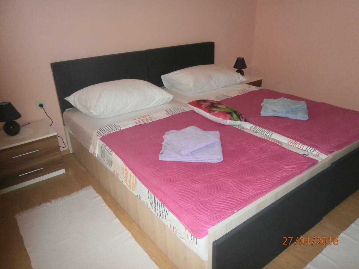 Family Apartment Tonko With King'S Bed มาทุลยี ภายนอก รูปภาพ