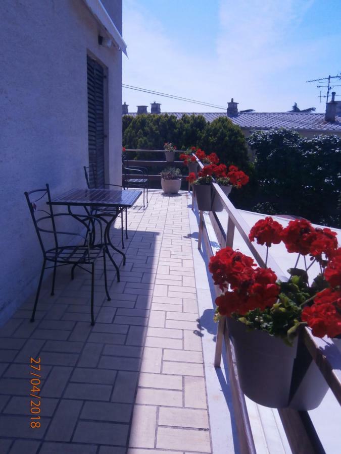 Family Apartment Tonko With King'S Bed มาทุลยี ภายนอก รูปภาพ